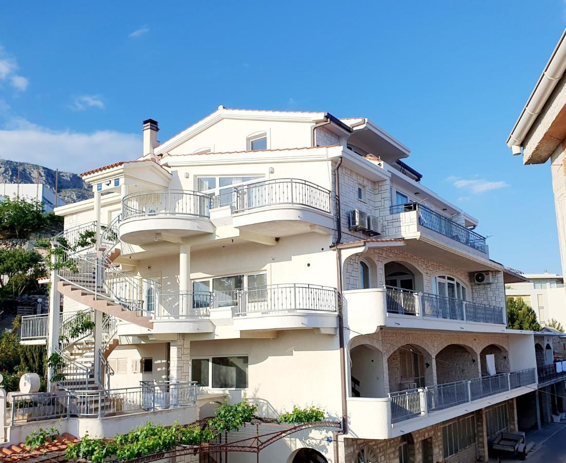 White House Apartments Dugi Rat Ngoại thất bức ảnh