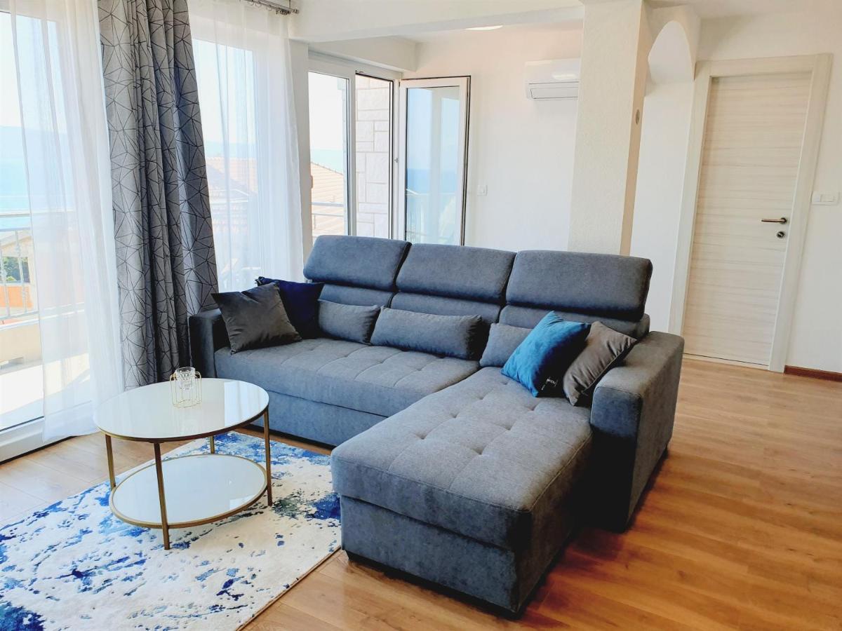 White House Apartments Dugi Rat Ngoại thất bức ảnh